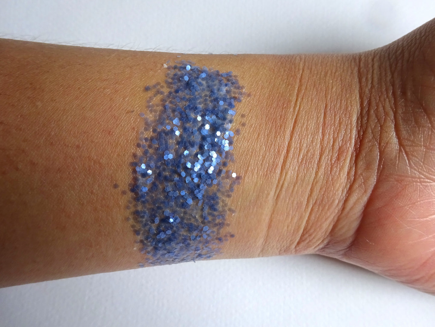 Try On Eco Glitter Ocean Blue M-Bioabbaubarer Kosmetik Glitzer - Gesicht & Haar Make-up Schminkfarbe