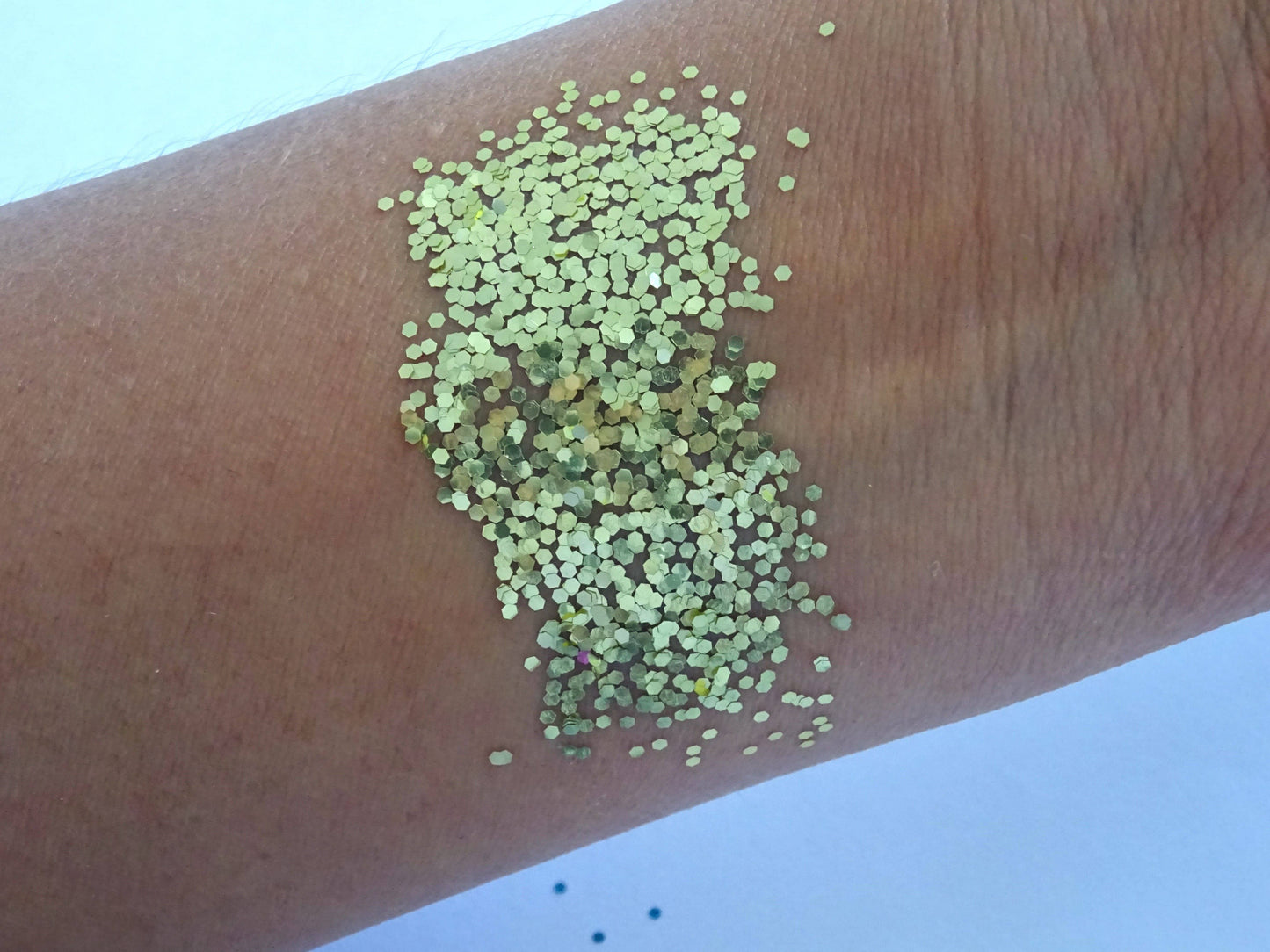 Eco Glitter Metallic Gold M-Bioabbaubarer Kosmetik Glitzer - Gesicht & Haar Make-up Schminkfarbe