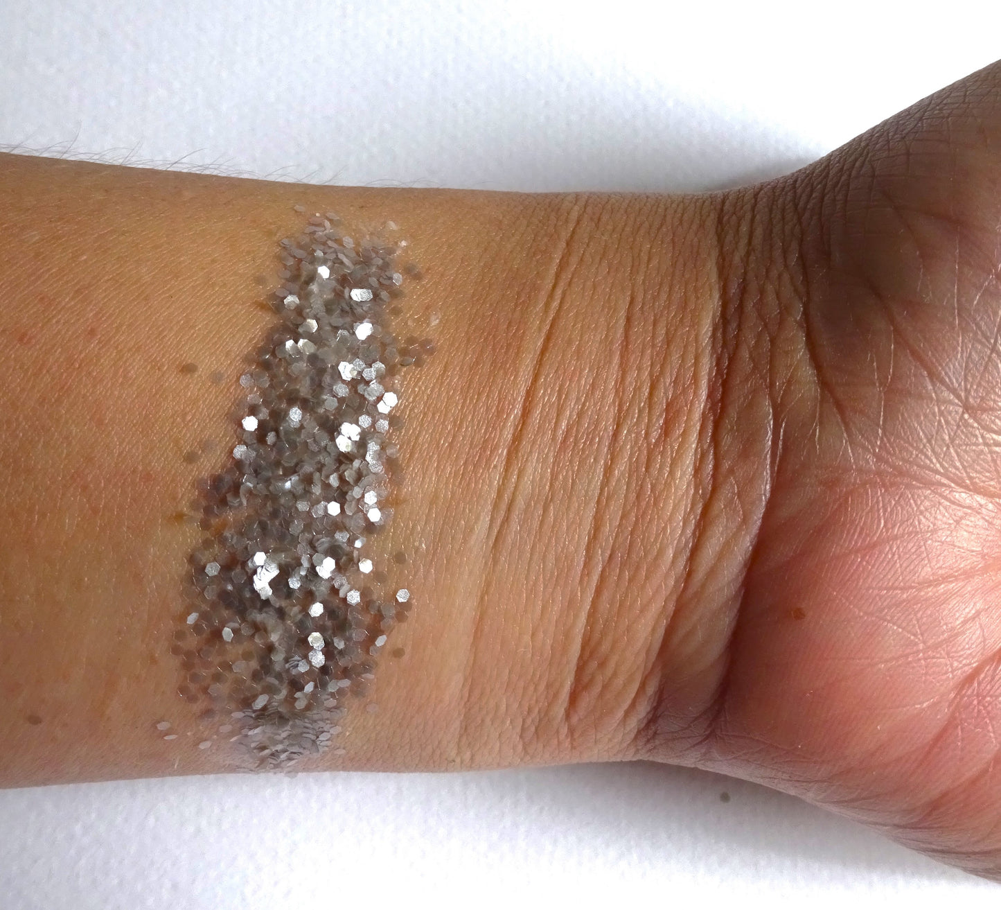 Try on Eco Glitter Silver M-Bioabbaubarer Kosmetik Glitzer - Gesicht & Haar Make-up Schminkfarbe