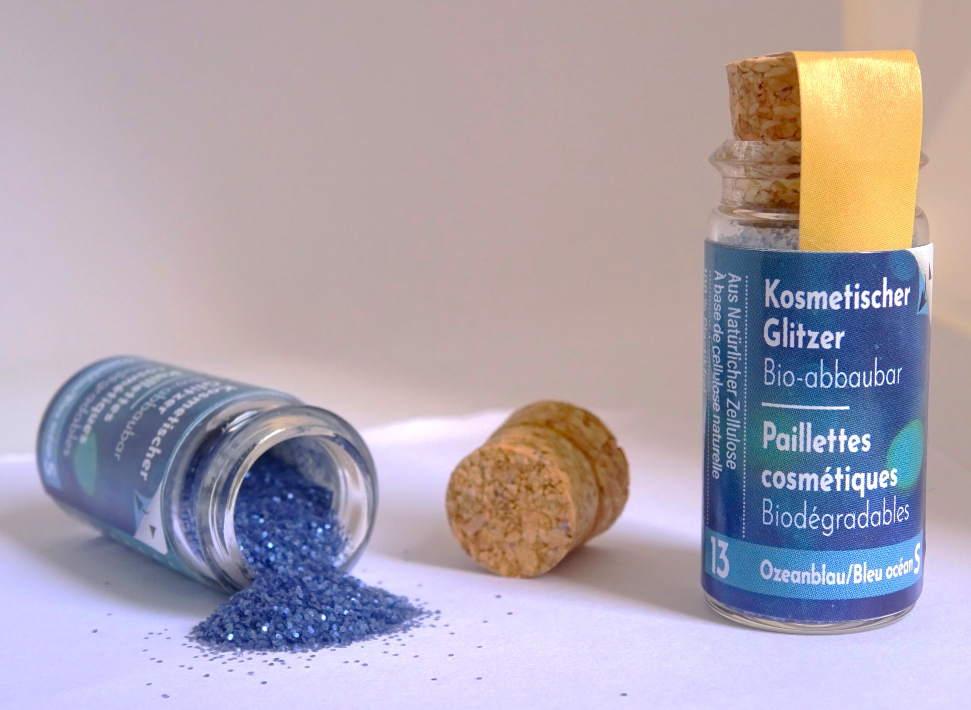 Eco Glitter Ocean Blue S-Bioabbaubarer Kosmetik Glitzer - Gesicht &amp; Haar Make-up Schminkfarbe