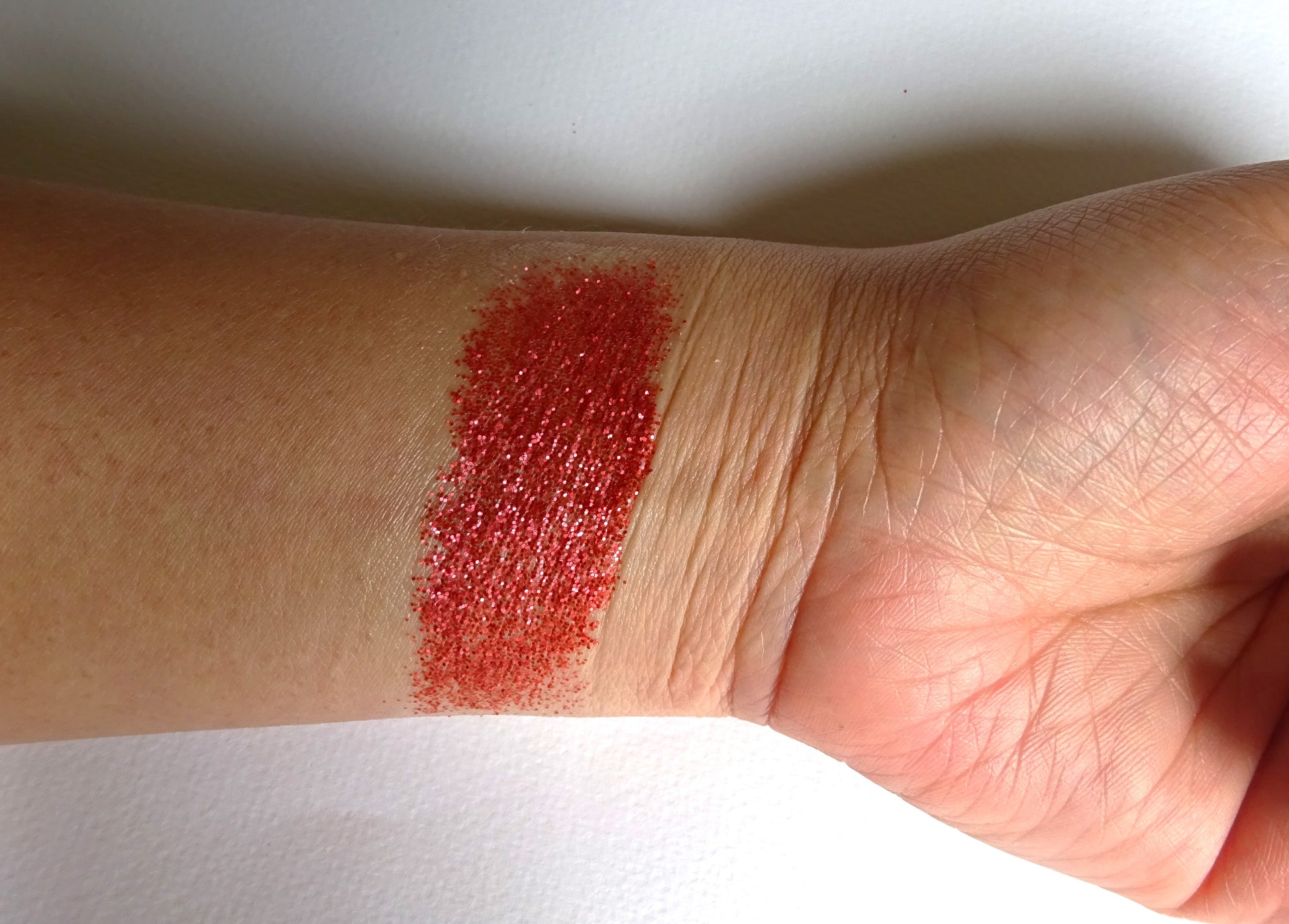 Try on Eco Glitter Red S-Bioabbaubarer Kosmetik Glitzer - Gesicht &amp; Haar Make-up Schminkfarbe